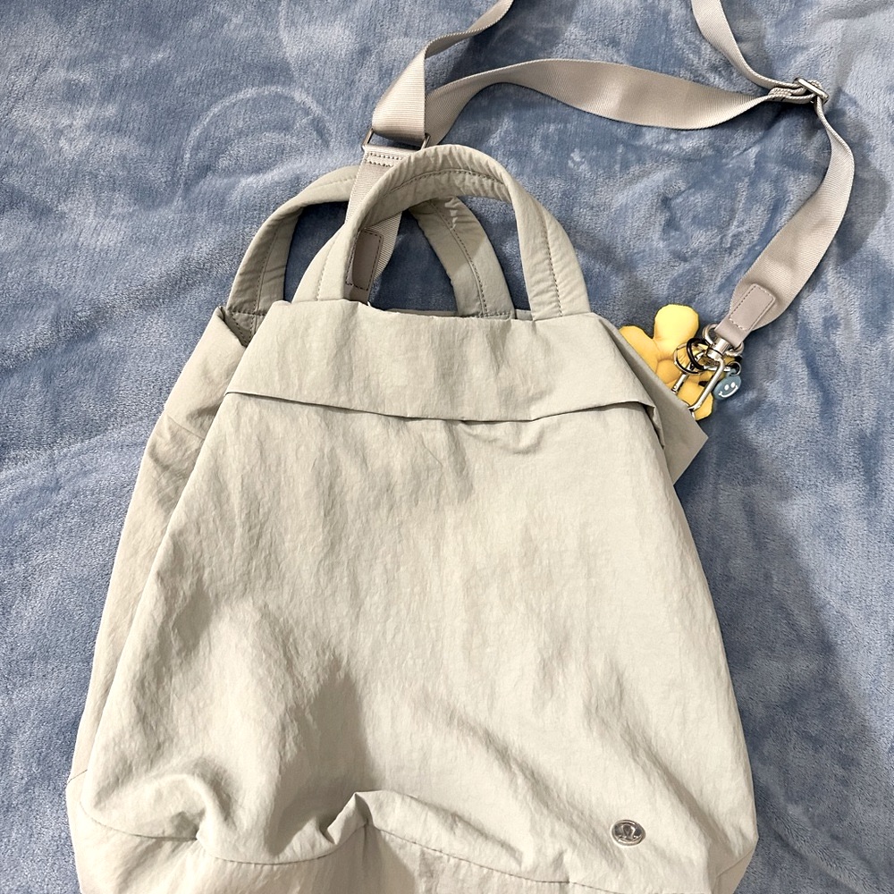 Euc Lululemon On My Level Bag 2.0 19l